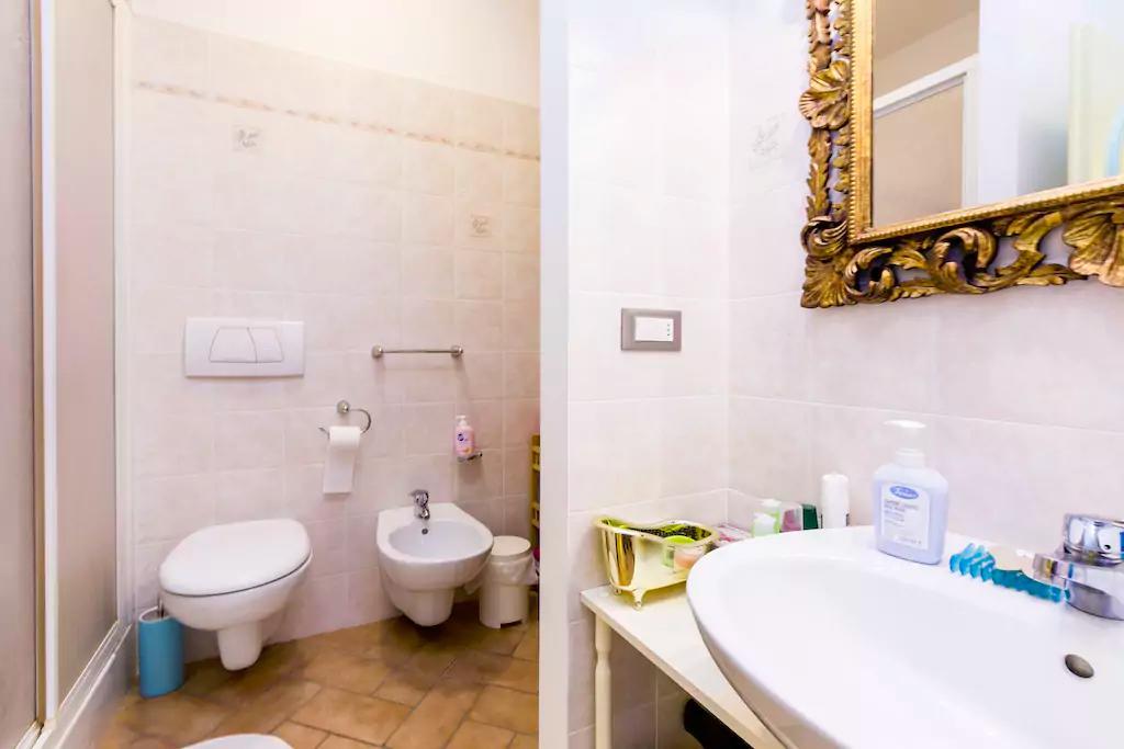 Housmart Palestro 5 Apartment Bologna Ngoại thất bức ảnh