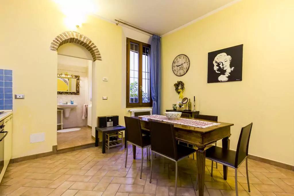 Housmart Palestro 5 Apartment Bologna Ngoại thất bức ảnh