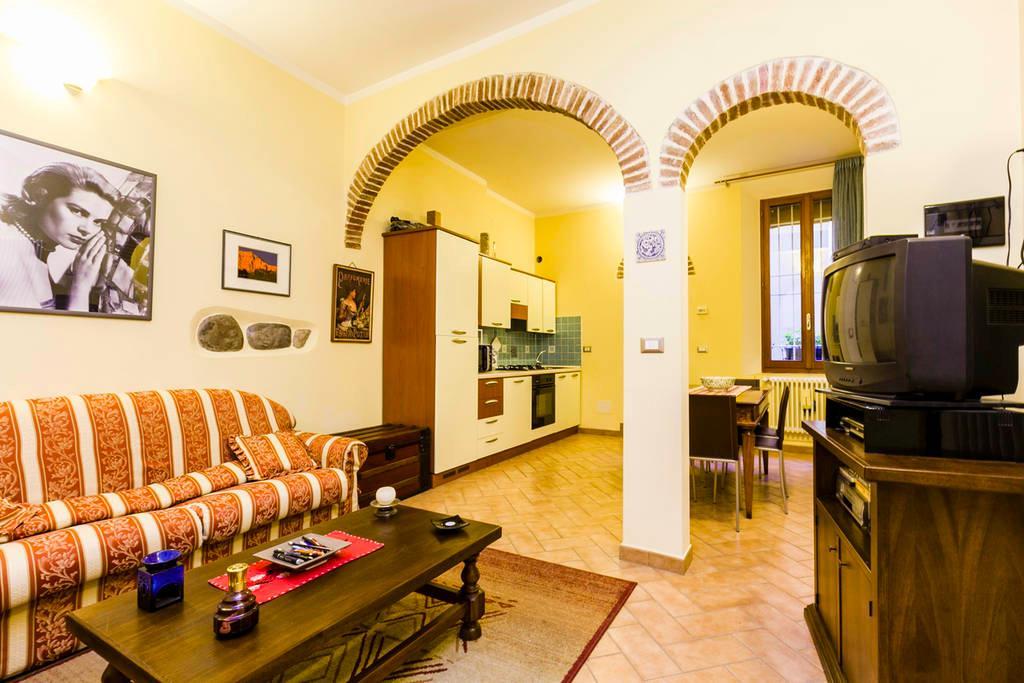 Housmart Palestro 5 Apartment Bologna Ngoại thất bức ảnh
